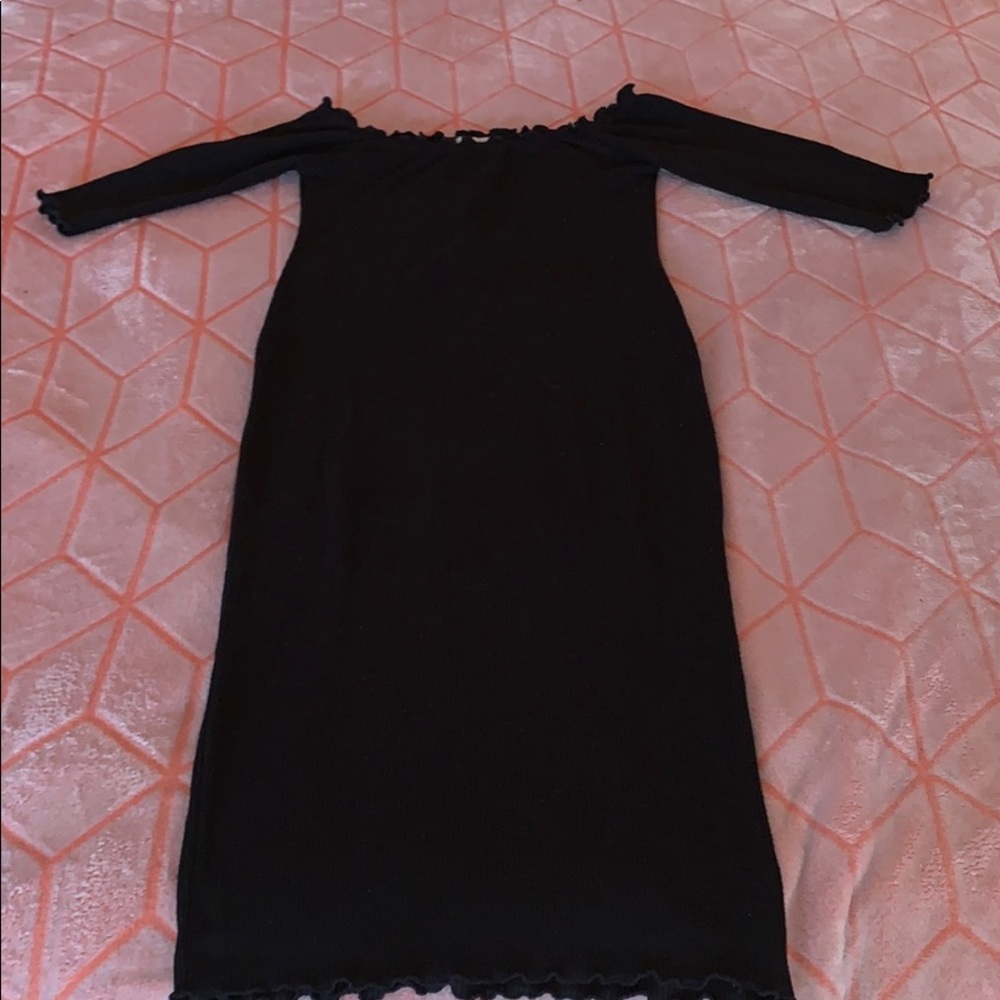 Dress - Picture 2 of 2